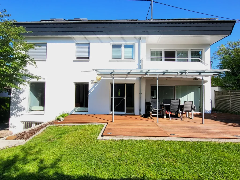 Exklusives Ein- bis Zweifamilienhaus