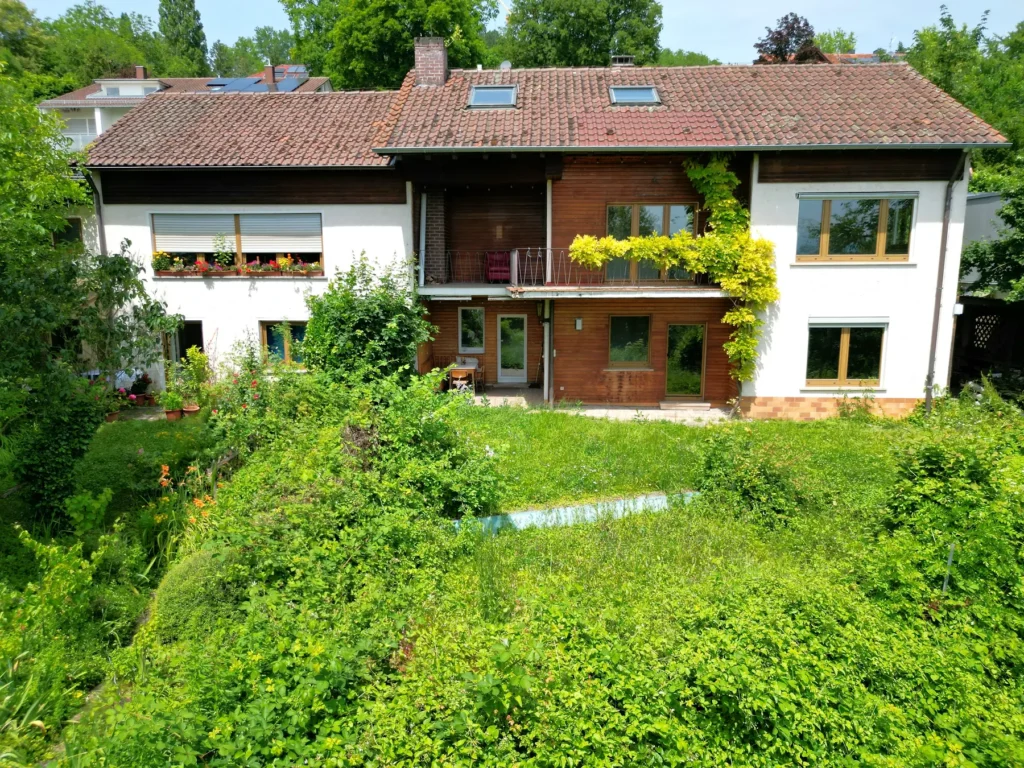 Zwei Doppelhaushälften in 1A-Lage mit Ausblick